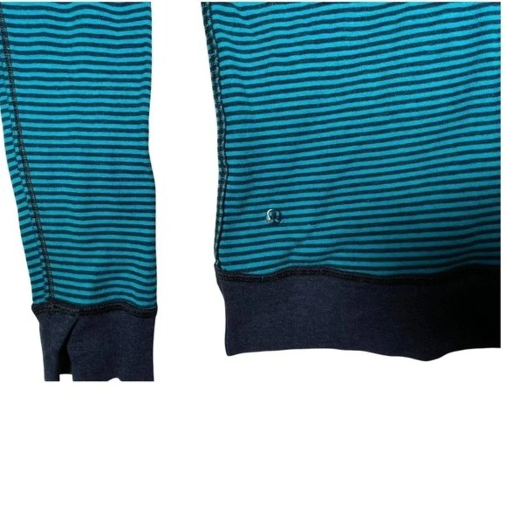 Lululemon‎ Reversible Striped Teal Black & Heathered Navy Long Sleeve Top 10 EUC